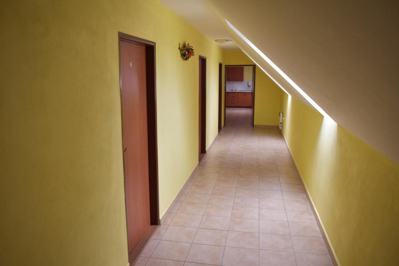 Penzion Zuzka Krasnohorska Dlha Luka Bagian luar foto